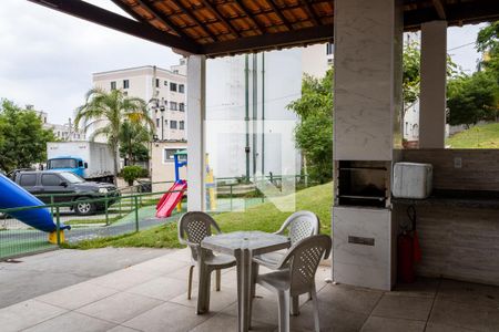 Apartamento para alugar com 44m², 2 quartos e 1 vaga Apartamento para alugar com 44m², 2 quartos e 1 vagaÁrea comum - Churrasqueira