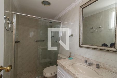 Apartamento à venda com 168m², 2 quartos e 3 vagas Apartamento à venda com 168m², 2 quartos e 3 vagasBanheiro 2 - Suíte