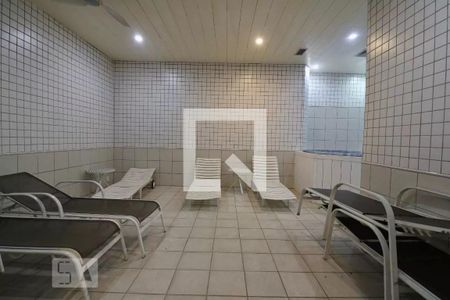 Apartamento à venda com 168m², 2 quartos e 3 vagas Apartamento à venda com 168m², 2 quartos e 3 vagasÁrea comum - Sauna