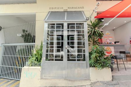 Studio à venda com 32m², 1 quarto e sem vaga Studio à venda com 32m², 1 quarto e sem vagaFachada