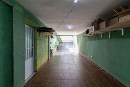 Casa à venda com 200m², 4 quartos e 4 vagas Casa à venda com 200m², 4 quartos e 4 vagasGaragem