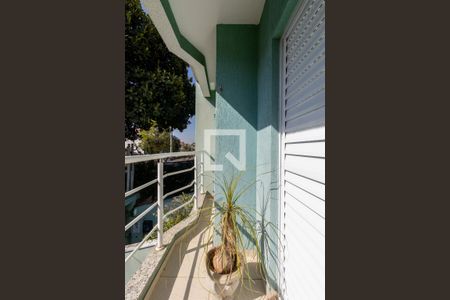 Casa à venda com 200m², 4 quartos e 4 vagas Casa à venda com 200m², 4 quartos e 4 vagasVaranda Suíte