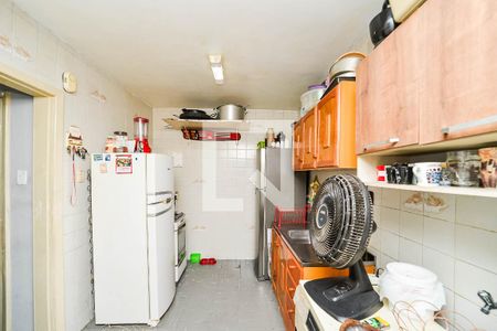 Apartamento à venda com 57m², 2 quartos e 1 vaga Apartamento à venda com 57m², 2 quartos e 1 vagaCozinha e Área de Serviço