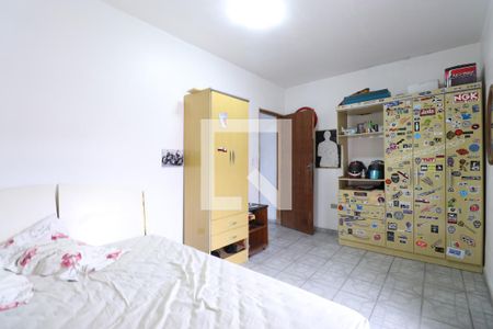 Casa à venda com 200m², 6 quartos e 2 vagasQuarto 3