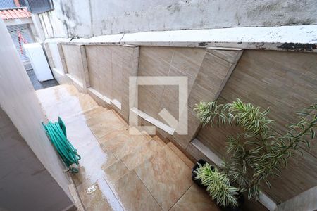 Casa à venda com 200m², 6 quartos e 2 vagasDetalhe