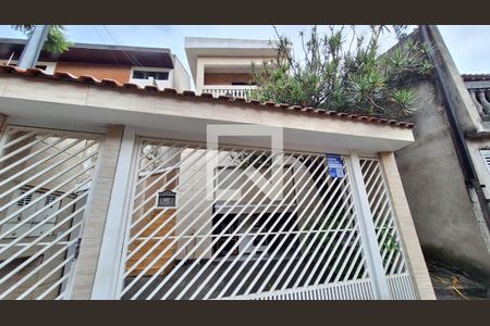 Casa à venda com 200m², 6 quartos e 2 vagas Casa à venda com 200m², 6 quartos e 2 vagasFachada e Placa IEBK-85