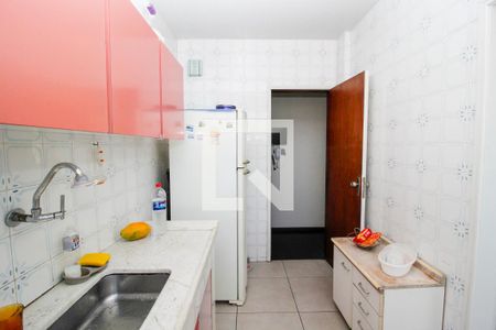 Apartamento à venda com 128m², 4 quartos e 2 vagasCozinha