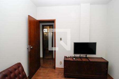 Apartamento à venda com 128m², 4 quartos e 2 vagasQuarto 2