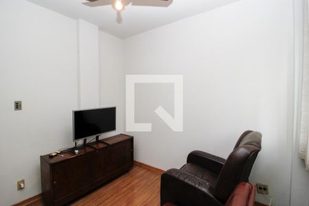 Apartamento à venda com 128m², 4 quartos e 2 vagasQuarto 2