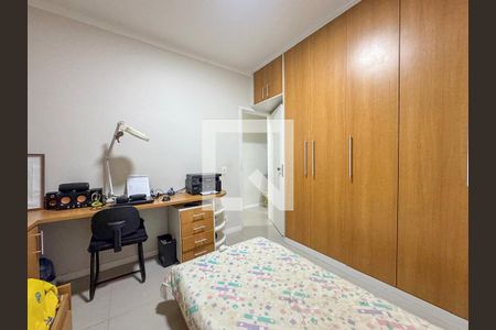 Casa à venda com 146m², 3 quartos e 3 vagas Casa à venda com 146m², 3 quartos e 3 vagasQuarto 2
