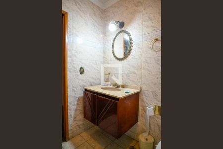 Casa para alugar com 110m², 3 quartos e 2 vagasBanheiro da Suite