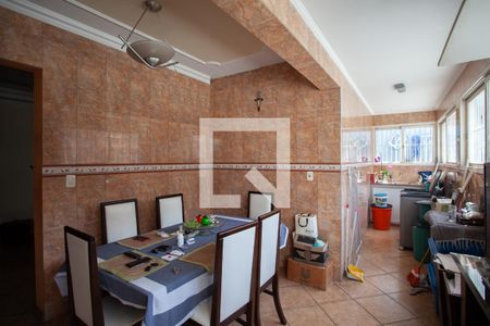 Casa à venda com 300m², 3 quartos e 3 vagas Casa à venda com 300m², 3 quartos e 3 vagasSala de Jantar