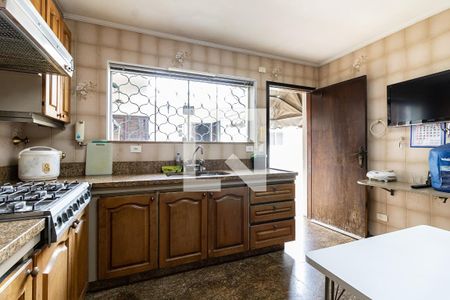 Casa à venda com 290m², 4 quartos e 6 vagas Casa à venda com 290m², 4 quartos e 6 vagasCozinha