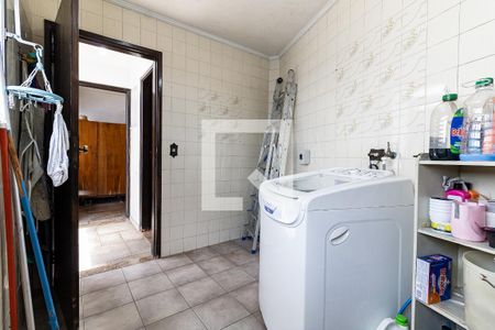 Casa à venda com 290m², 4 quartos e 6 vagas Casa à venda com 290m², 4 quartos e 6 vagasÁrea serviço