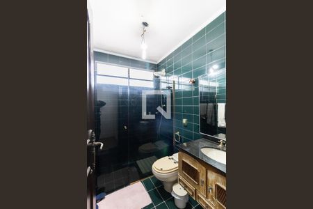 Casa à venda com 290m², 4 quartos e 6 vagas Casa à venda com 290m², 4 quartos e 6 vagasBanheiro Social