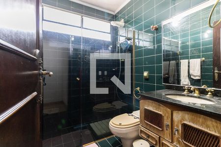 Casa à venda com 290m², 4 quartos e 6 vagas Casa à venda com 290m², 4 quartos e 6 vagasBanheiro Social