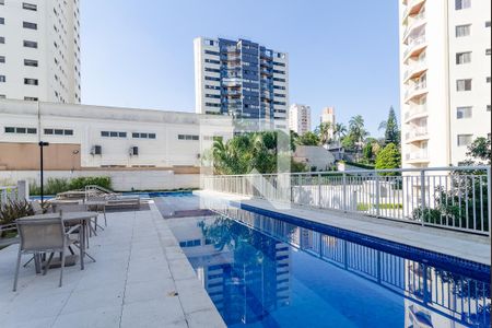 Apartamento à venda com 64m², 1 quarto e 2 vagas Apartamento à venda com 64m², 1 quarto e 2 vagasÁrea comum - Piscina