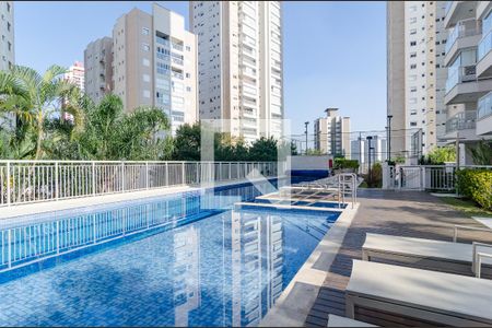 Apartamento à venda com 64m², 1 quarto e 2 vagas Apartamento à venda com 64m², 1 quarto e 2 vagasÁrea comum - Piscina