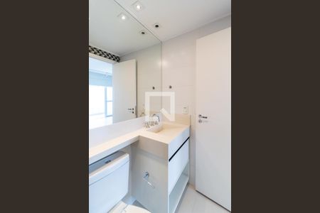 Apartamento à venda com 64m², 1 quarto e 2 vagas Apartamento à venda com 64m², 1 quarto e 2 vagasBanheiro Social