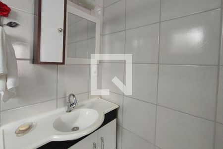 Casa à venda com 200m², 2 quartos e 9 vagas Casa à venda com 200m², 2 quartos e 9 vagasBanheiro Suíte