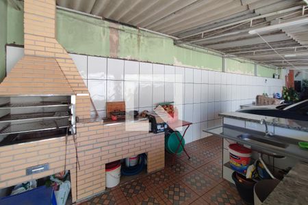 Casa à venda com 200m², 2 quartos e 9 vagas Casa à venda com 200m², 2 quartos e 9 vagasÁrea gourmet