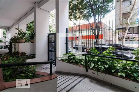 Studio à venda com 29m², 1 quarto e sem vaga Studio à venda com 29m², 1 quarto e sem vagaHall de Entrada