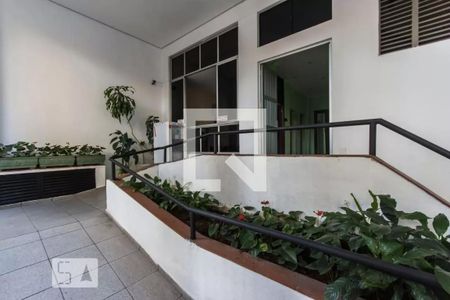 Studio à venda com 29m², 1 quarto e sem vaga Studio à venda com 29m², 1 quarto e sem vagaHall de Entrada