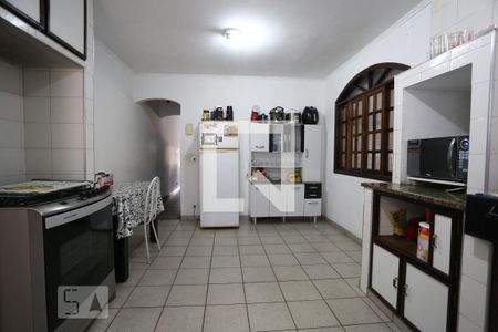 Casa à venda com 175m², 3 quartos e 2 vagasCozinha