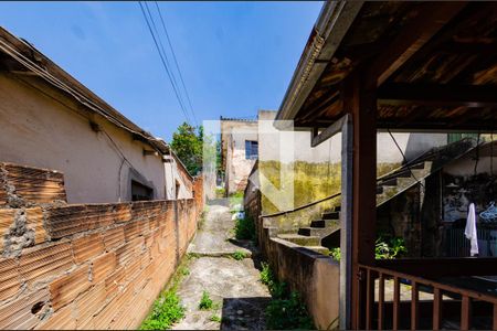 Casa à venda com 165m², 3 quartos e sem vaga Casa à venda com 165m², 3 quartos e sem vagaCasa 2