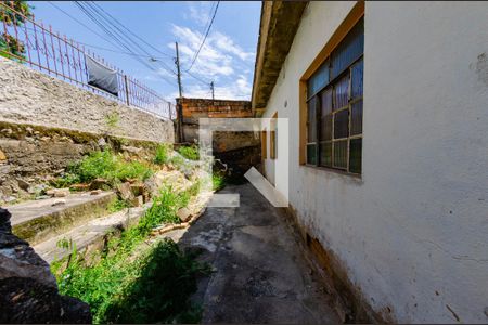 Casa à venda com 165m², 3 quartos e sem vaga Casa à venda com 165m², 3 quartos e sem vagaEntrada