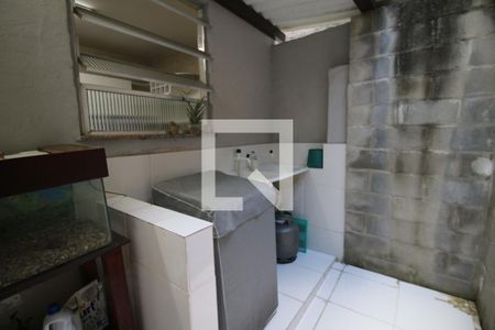 Casa à venda com 120m², 3 quartos e 1 vagaÁrea de Serviço
