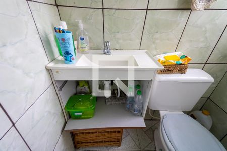 Casa à venda com 143m², 4 quartos e 2 vagas Casa à venda com 143m², 4 quartos e 2 vagasBanheiro do Quarto 4