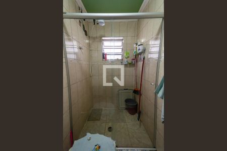 Casa à venda com 143m², 4 quartos e 2 vagas Casa à venda com 143m², 4 quartos e 2 vagasBanheiro