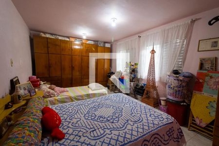 Casa à venda com 143m², 4 quartos e 2 vagas Casa à venda com 143m², 4 quartos e 2 vagasQuarto 2