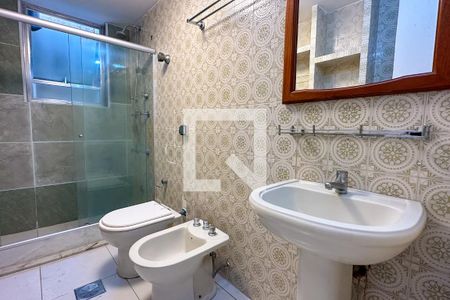 Apartamento à venda com 175m², 4 quartos e 1 vagaBanheiro Social