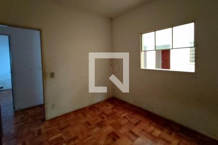 Casa à venda com 170m², 3 quartos e 4 vagas Casa à venda com 170m², 3 quartos e 4 vagasQuarto 3