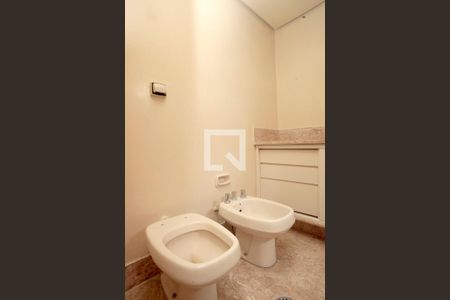 Apartamento à venda com 171m², 3 quartos e 2 vagasBanheiro Quarto 1 Suíte