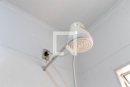 Casa à venda com 123m², 3 quartos e 2 vagas Casa à venda com 123m², 3 quartos e 2 vagasChuveiro