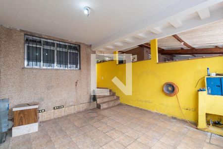 Casa à venda com 123m², 3 quartos e 2 vagas Casa à venda com 123m², 3 quartos e 2 vagasGaragem