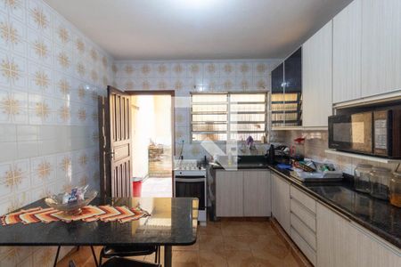 Casa à venda com 123m², 3 quartos e 2 vagas Casa à venda com 123m², 3 quartos e 2 vagasCozinha