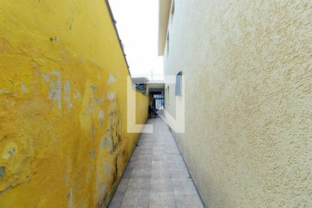 Casa à venda com 123m², 3 quartos e 2 vagas Casa à venda com 123m², 3 quartos e 2 vagasCorredor