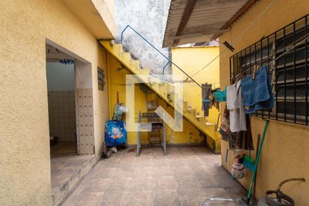 Casa à venda com 123m², 3 quartos e 2 vagas Casa à venda com 123m², 3 quartos e 2 vagasQuintal