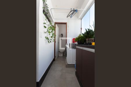 Apartamento à venda com 90m², 3 quartos e 2 vagas Apartamento à venda com 90m², 3 quartos e 2 vagasÁrea de Serviço