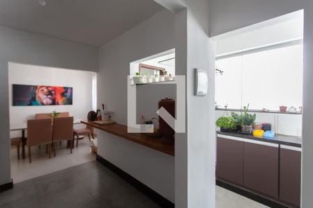 Apartamento à venda com 90m², 3 quartos e 2 vagas Apartamento à venda com 90m², 3 quartos e 2 vagasCozinha