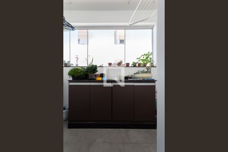 Apartamento à venda com 90m², 3 quartos e 2 vagas Apartamento à venda com 90m², 3 quartos e 2 vagasÁrea de Serviço