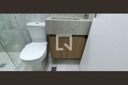 Apartamento à venda com 120m², 3 quartos e 4 vagas Apartamento à venda com 120m², 3 quartos e 4 vagasBanheiro de serviço