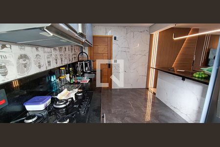 Apartamento à venda com 120m², 3 quartos e 4 vagas Apartamento à venda com 120m², 3 quartos e 4 vagasCozinha