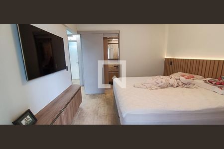 Apartamento à venda com 120m², 3 quartos e 4 vagas Apartamento à venda com 120m², 3 quartos e 4 vagasSuíte