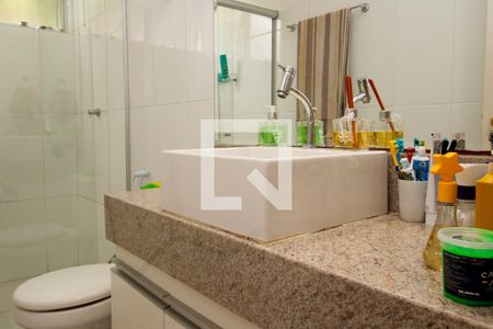 Apartamento à venda com 95m², 3 quartos e 2 vagasBanheiro do Quarto 3
