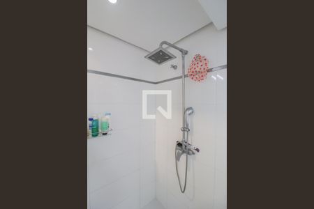 Casa à venda com 330m², 4 quartos e 3 vagas Casa à venda com 330m², 4 quartos e 3 vagasBanheiro do Quarto 1